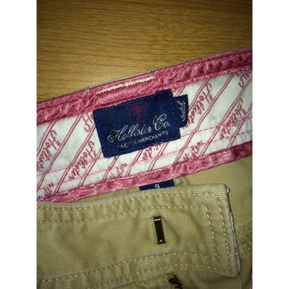 Hollister Co. Size 9 Belted Khaki Pants w/ Pockets - Picture 4 of 5